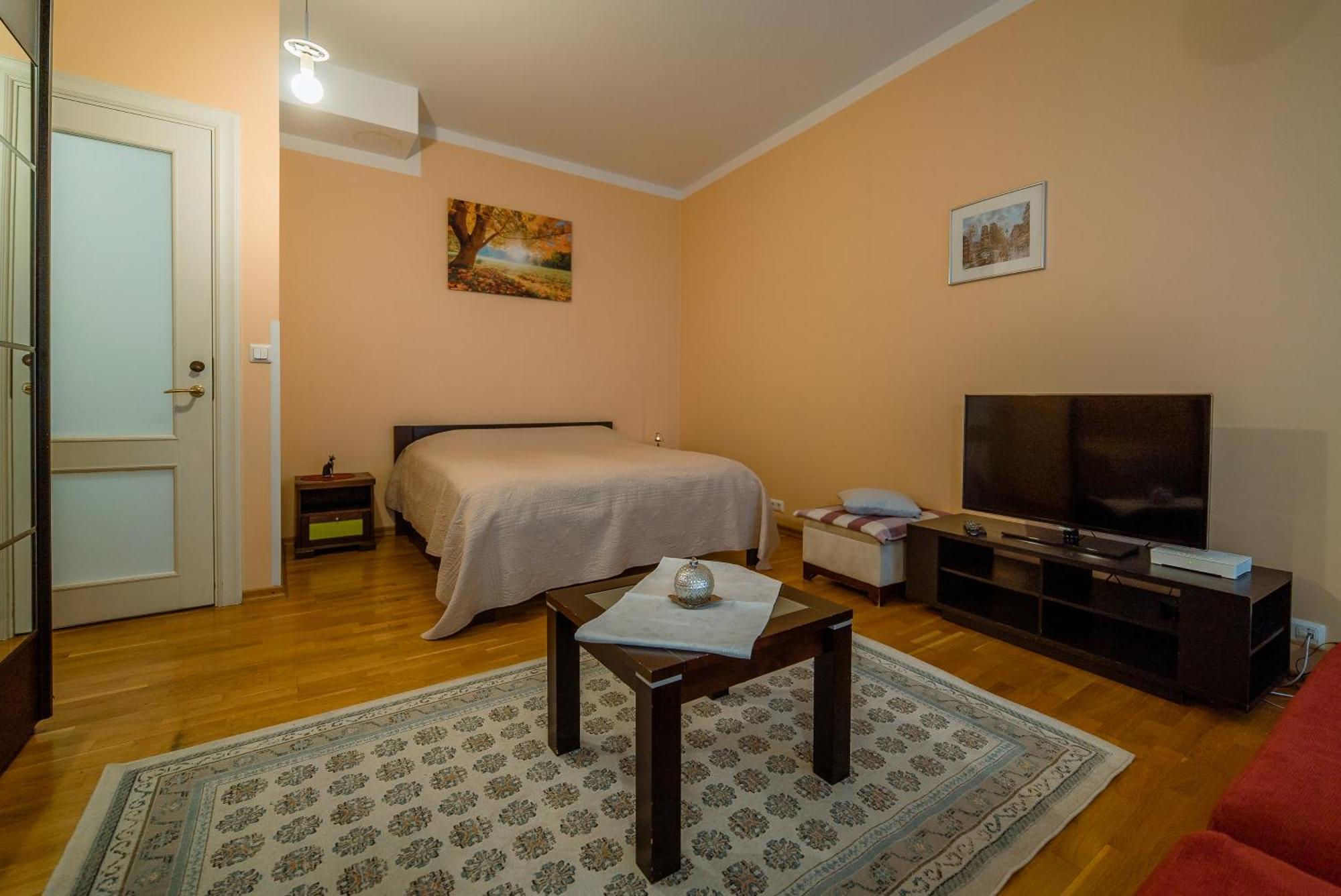 Romeo Family Apartments Talin Exterior foto